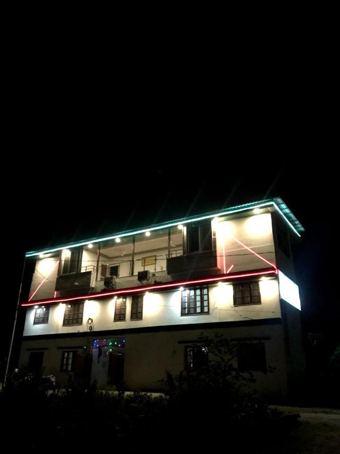 Green Dandi Homestay ริชิเคช ภายนอก รูปภาพ